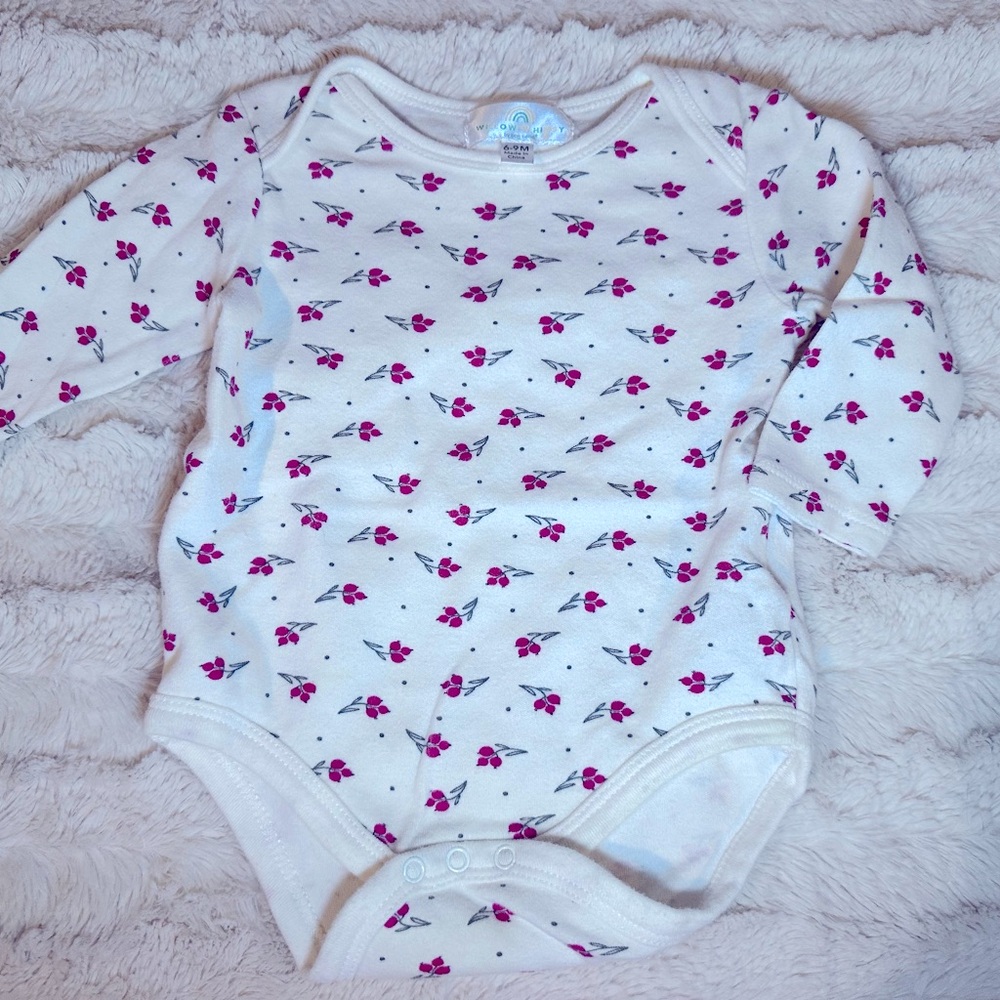 Willow + Whimsy One Piece, Infant Size 6-9Months, Cream, Long Sleeve, Snap Baby